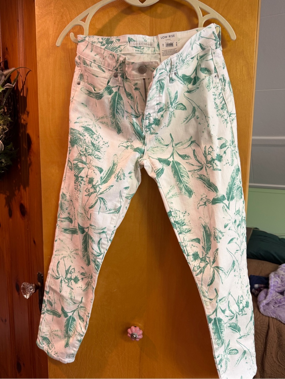 NWT Lucky Brand Lolita White & Green Tropical Floral Women’s Jeans